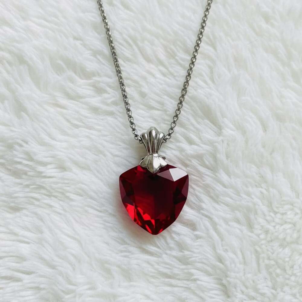 Crimson Heirloom Jewel Necklace - Inspired by Tohsaka Rin Unlimited Blade Works